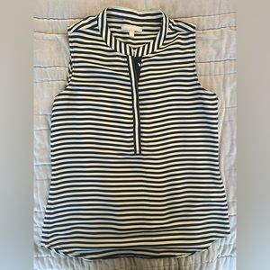 Banana Republic 1/2 Snap Sleeveless Blouse - Size 8